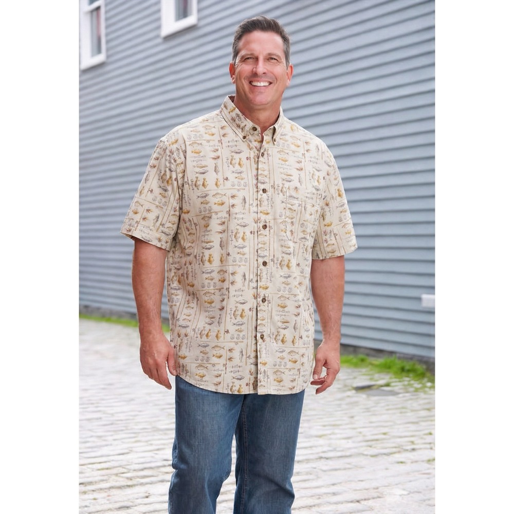 Woolrich Size XL Large  Button Up Shirt Short Sleeve Fishing All Over Print